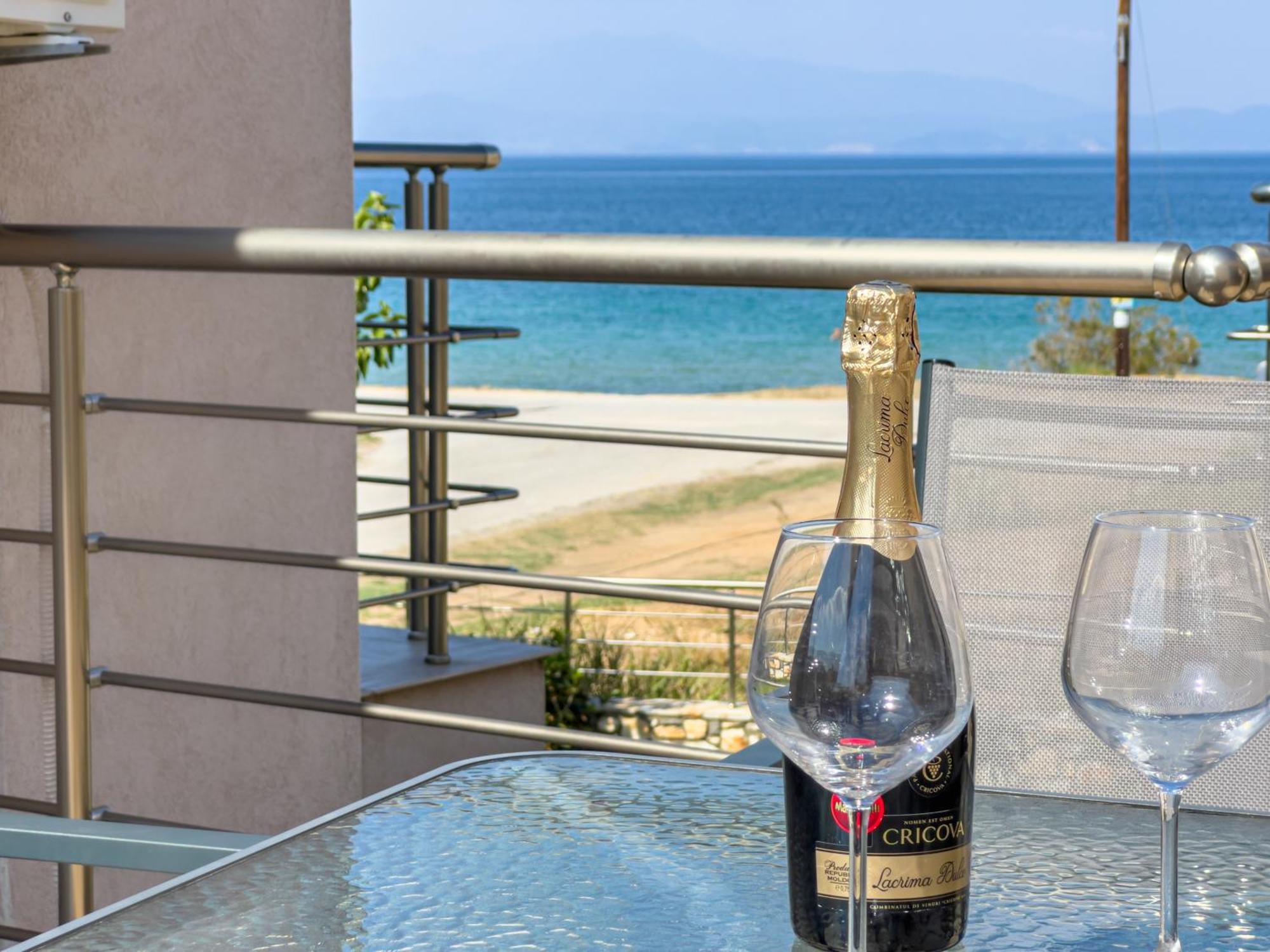 Yalos Beach Maisonettes 斯卡拉索提罗斯 外观 照片