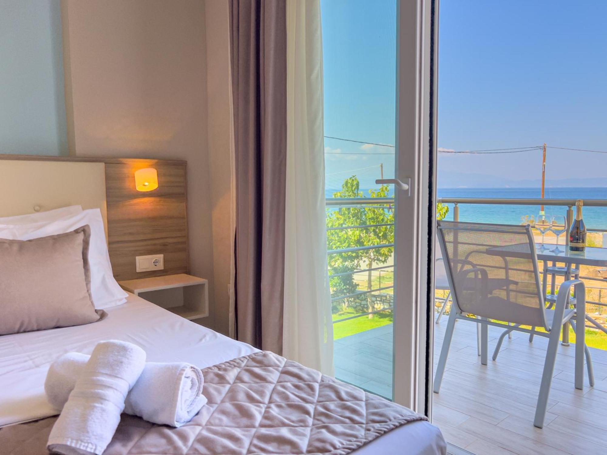 Yalos Beach Maisonettes 斯卡拉索提罗斯 外观 照片