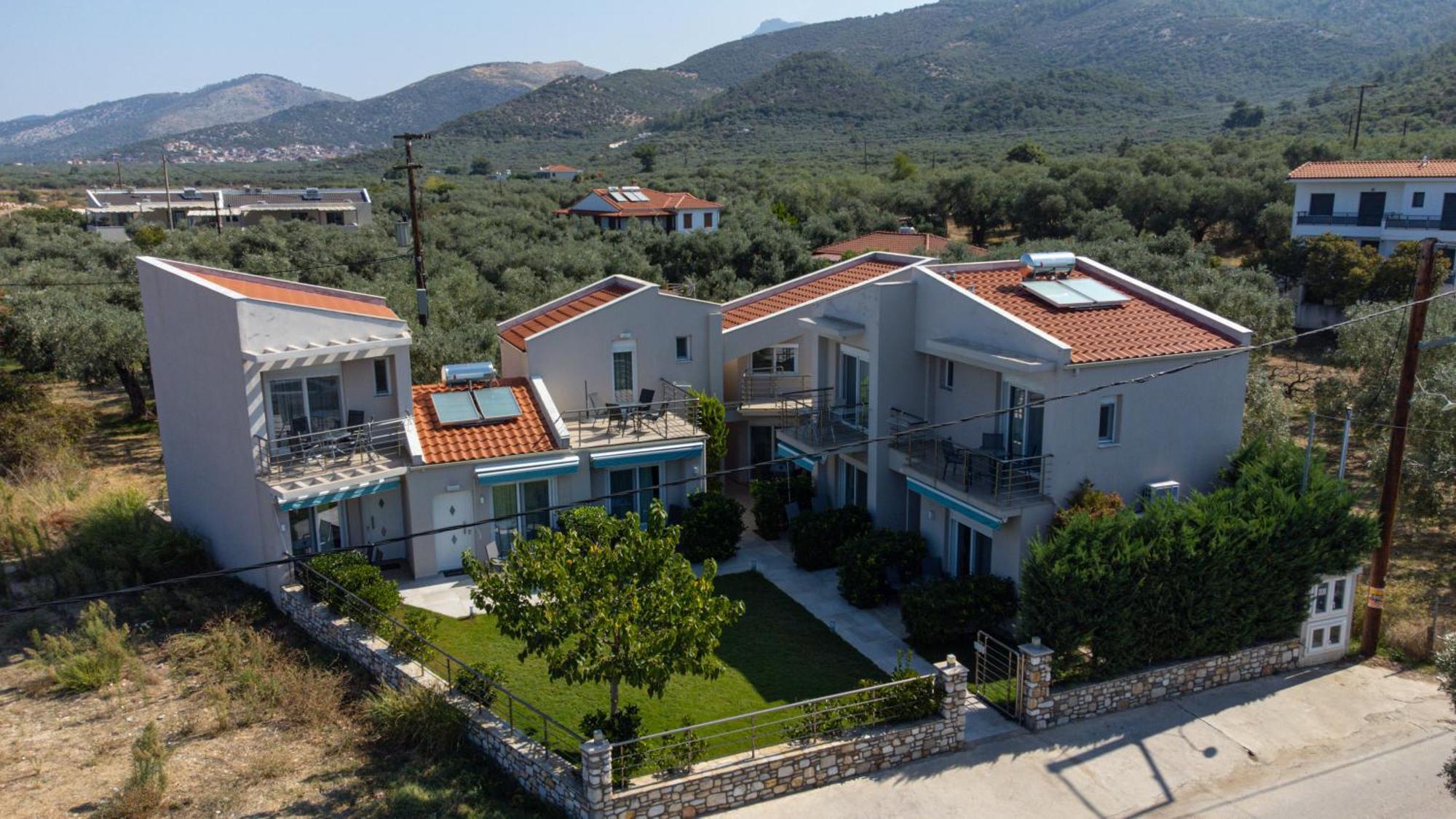 Yalos Beach Maisonettes 斯卡拉索提罗斯 外观 照片