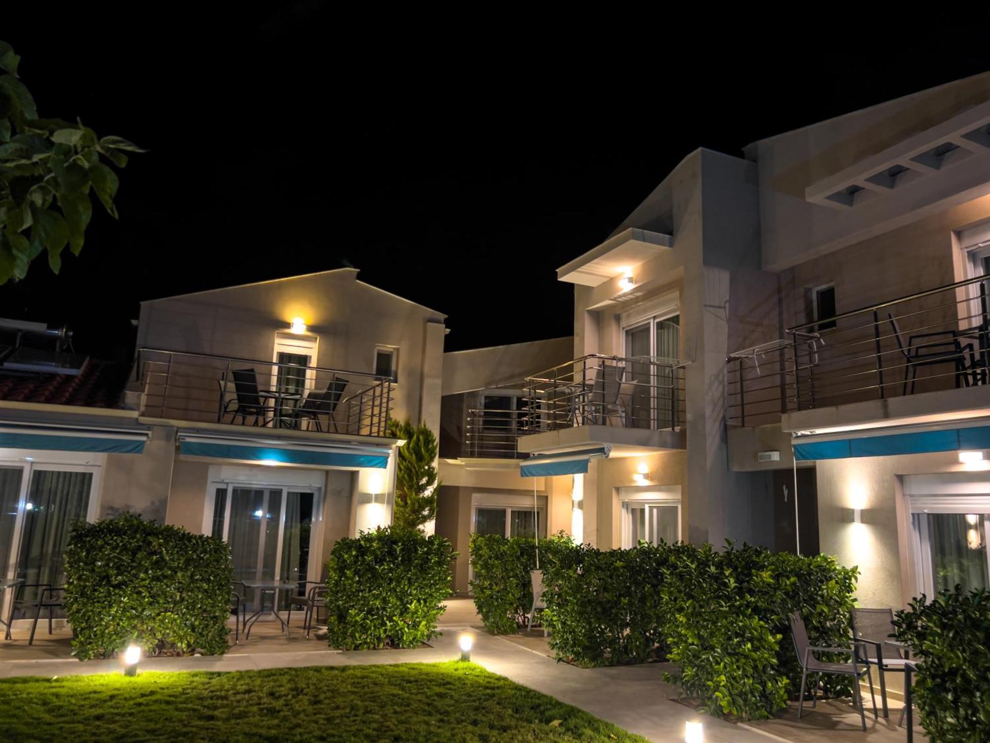 Yalos Beach Maisonettes 斯卡拉索提罗斯 外观 照片