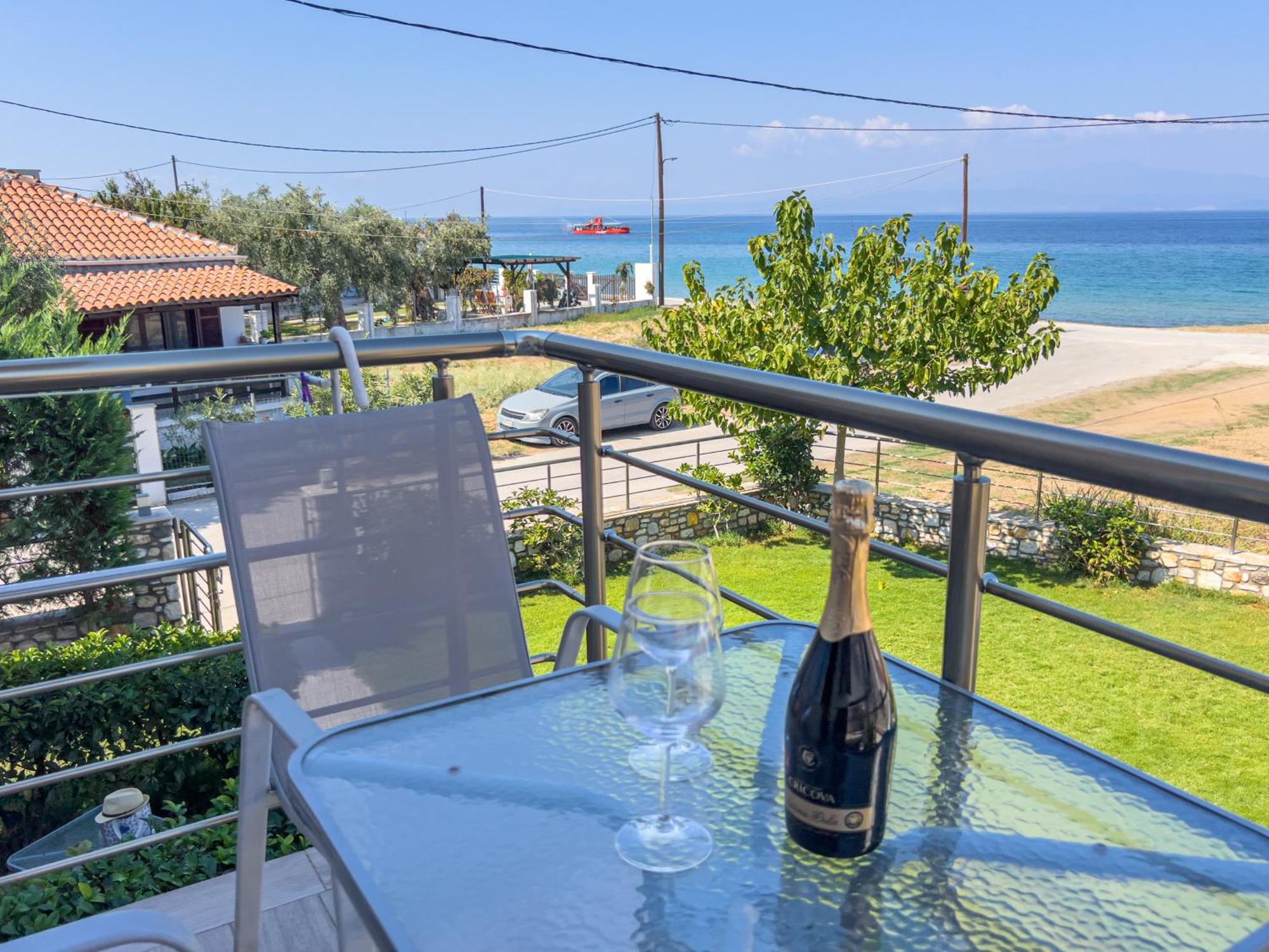 Yalos Beach Maisonettes 斯卡拉索提罗斯 外观 照片