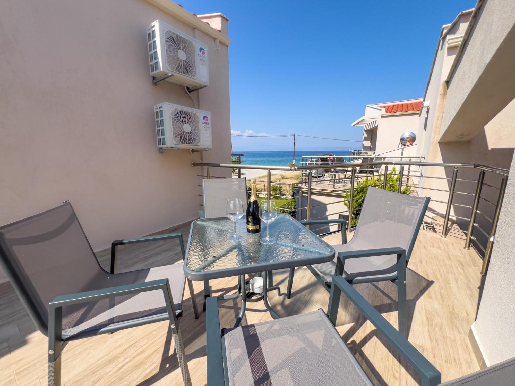 Yalos Beach Maisonettes 斯卡拉索提罗斯 外观 照片