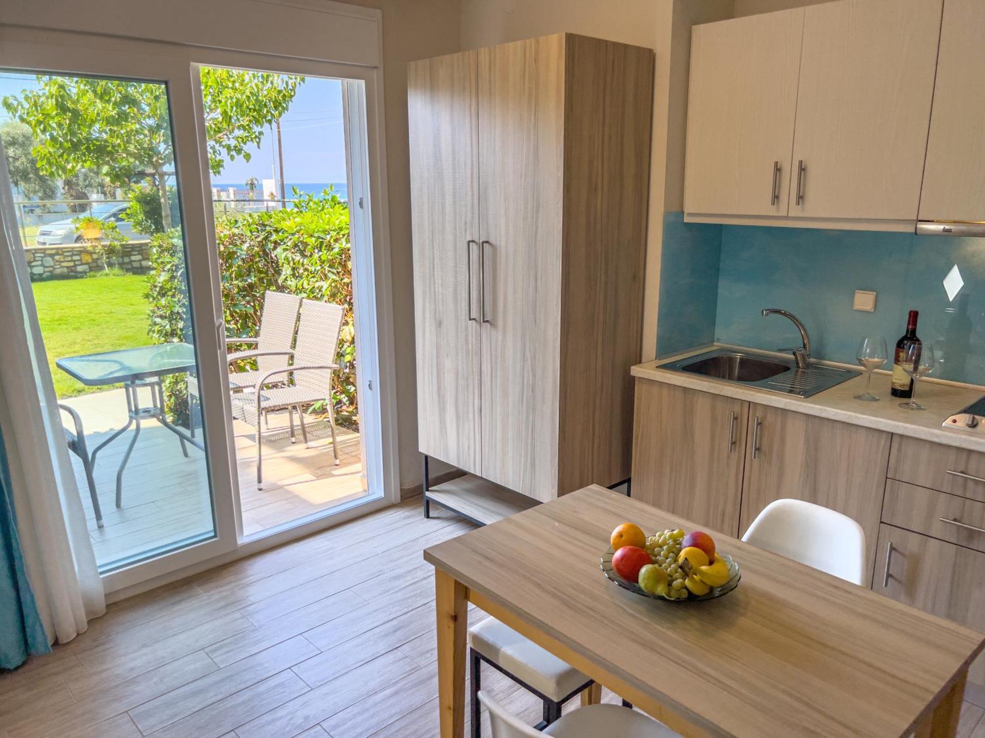 Yalos Beach Maisonettes 斯卡拉索提罗斯 外观 照片