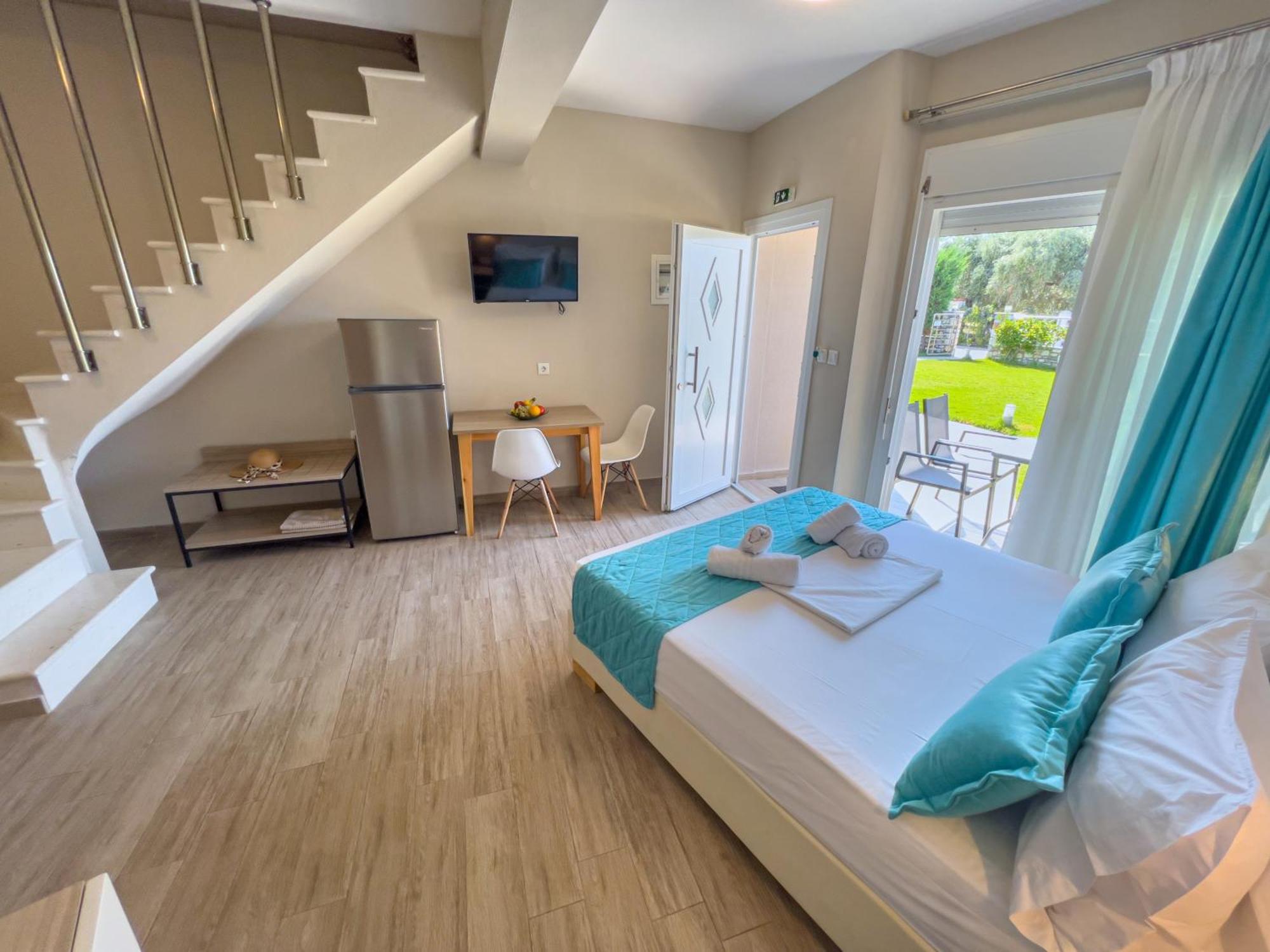 Yalos Beach Maisonettes 斯卡拉索提罗斯 外观 照片