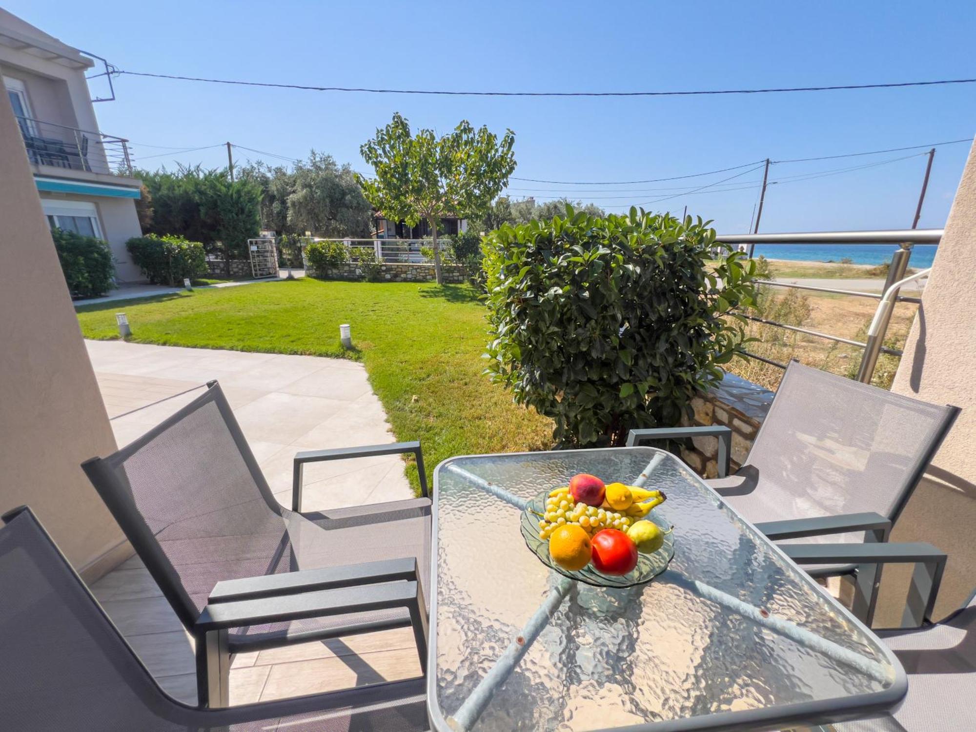 Yalos Beach Maisonettes 斯卡拉索提罗斯 外观 照片