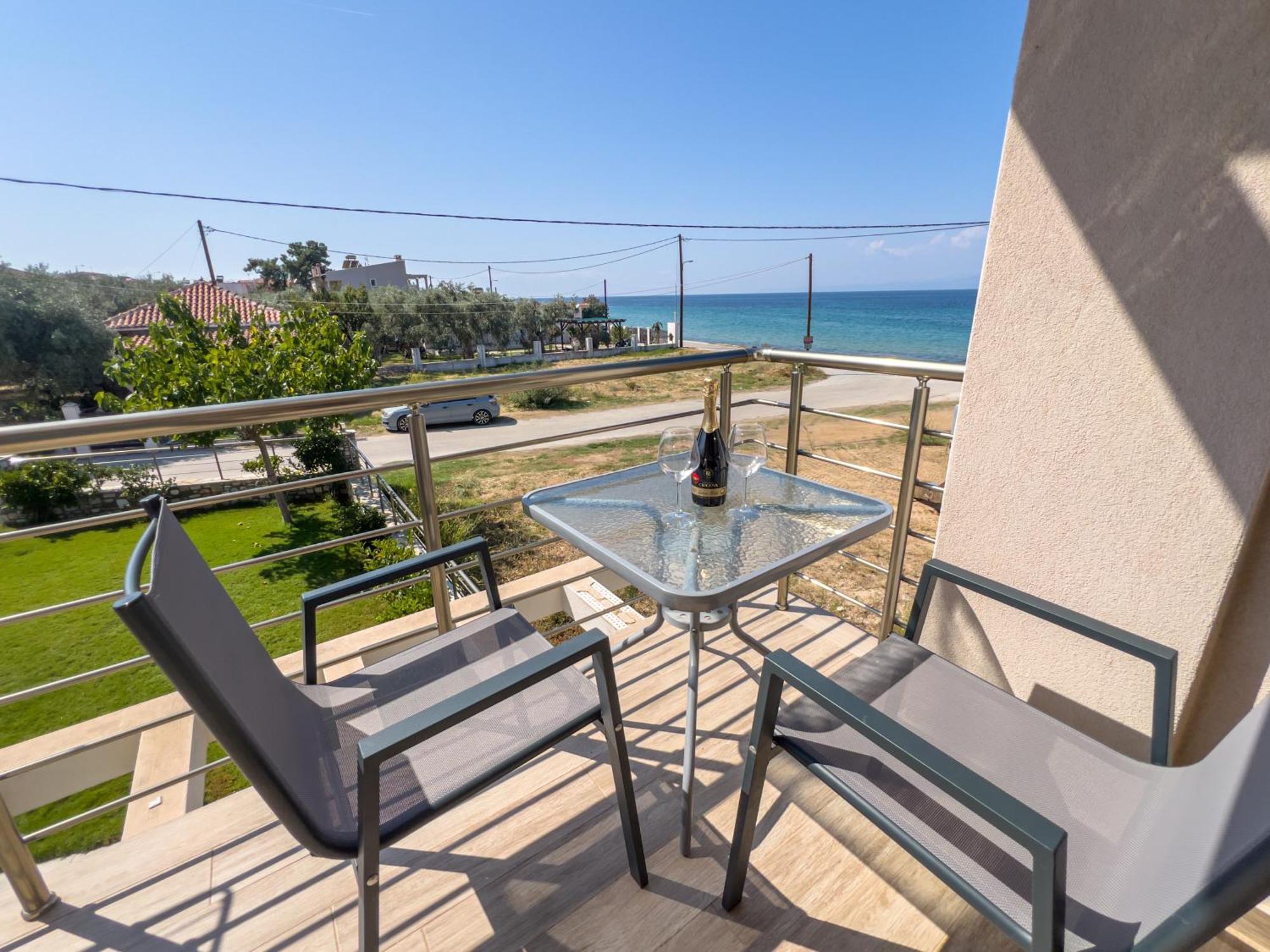 Yalos Beach Maisonettes 斯卡拉索提罗斯 外观 照片